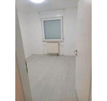 Haus zu vermieten - 1.230,00&nbsp;EUR Kaltmiete, ca.&nbsp; 130,00&nbsp;m&sup2; in Loffenau (PLZ: 76597)