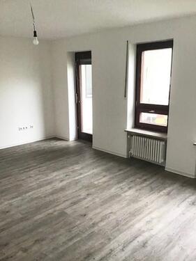 Foto - Neu renovierte 3,5-Zimmer-Citywohnung ab sofort frei.