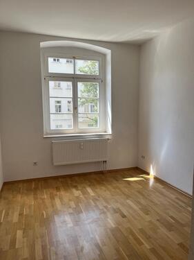 Foto - Sehr schöne 3-Zimmer mit Wanne, Dusche, Balkon und Aufzug in sehr beliebter Lage!