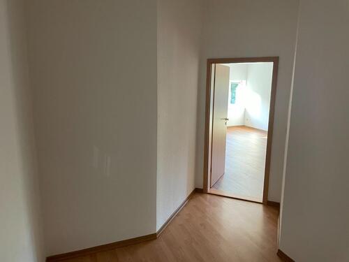 Foto - 2 R-Wohnung Wohnküche Wanne & DuscheBalkonStellplatz