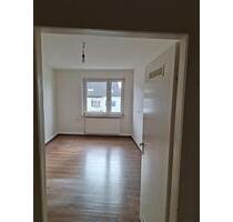 Helle, gut geschnittene 2,5-Zimmer-Wohnung in ruhiger Lage - Remscheid Remscheid-Süd