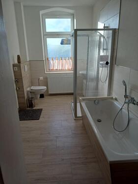 Foto - Zentral gelegenen, sanierte 3 Zimmer mit neuen Bad u. Kachelofen