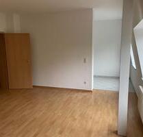 2 R-Wohnung Badewanne & DuscheBalkonStellplatz - Altenburg