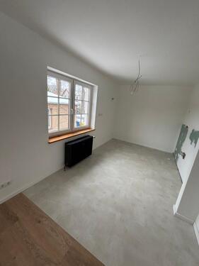 Foto - Einfamilienhaus mit Garten und Garage zur Miete