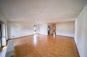 Foto - Zentrum Balingen, helle 2,5 Zimmer Wohnung mit EBK, Balkon und TG