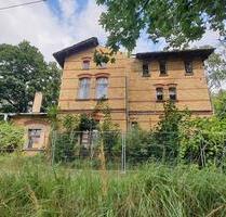 Wunderschöner Bahnhof in Treuenbrietzen mit Grundstück 7800 qm