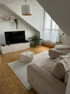 Foto - Helle 2,5-Zimmer Dachgeschosswohnung in Freising Lerchenfeld