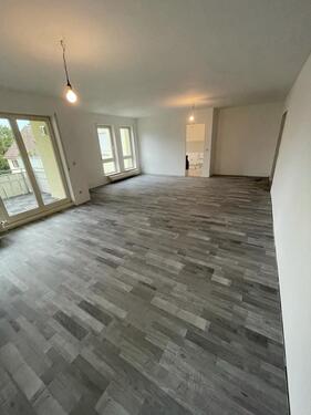 Foto - 4-Zimmer-Wohnung mit 2 Balkonen im Heilbronner Osten