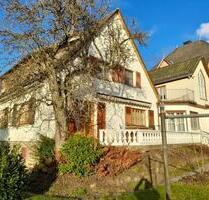Großes Wohnhaus Eschenburg-Eibelshausen