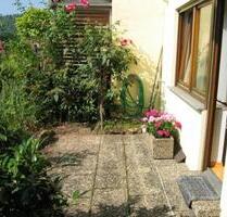 sehr ruhige + schöne 1 Zi. Einliegerwohnung in gepflegter Umgebun - Stuttgart Hedelfingen