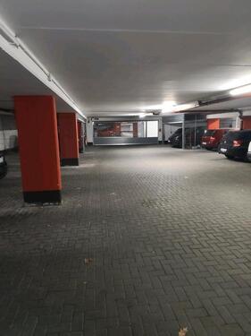 Foto - Tiefgaragenstellplatz Doppelstellplatz