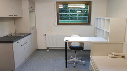 Foto - 1-Zimmer-Wohnung zu vermieten - 370,00 EUR Kaltmiete,