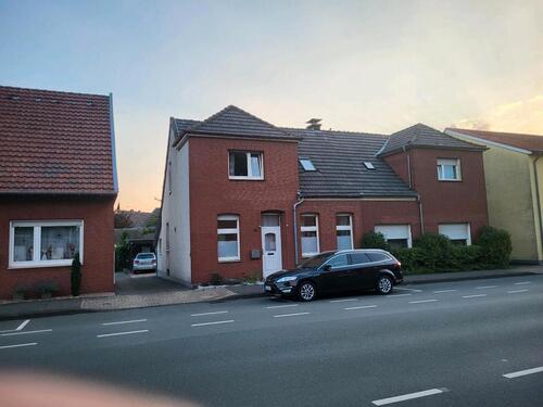 Foto - Doppel -Haushälfte - 160.000,00 EUR Kaufpreis,