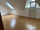 Foto - Schöne geräumige Dachgeschoßwohnung