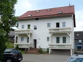 Foto - 2,5 Raum-Wohnung m.Balkon, Küche, Bad (Du,Wanne) voll saniert