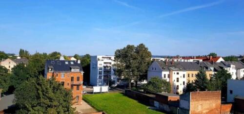 》 CITY + U I NAH, 4 ZI OASE, 95 QM, BALKON, EINBAUKÜCHE !!