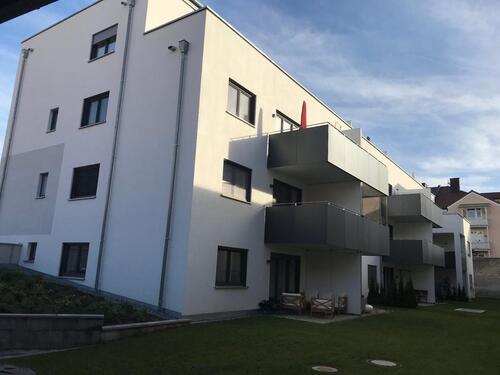 Foto - Moderne schöne 2-Zi WHG mit Balkon 2.OG Neubau SR Süd in Toplage