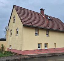 Einfamilienhaus mit Terrasse und Kamin in Altenburg