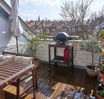 Helle und offene Maisonette Wohnung mit Dachterrasse und Kamin - Nürnberg Gleißhammer