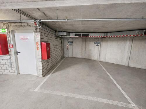 Foto - Tiefgaragenstellplatz in Bahnhofsnähe zu vermieten