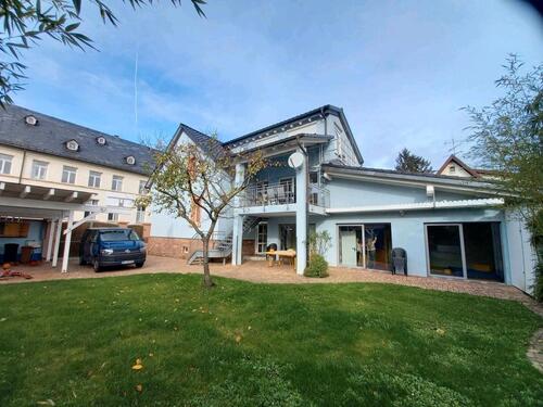Foto - 9.5 Zimmer Mehrfamilienhaus, Wohnhaus in Gernsheim