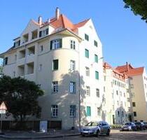 Wohnung im 1. OG mit Dusche, Badewanne und Loggia. - Leipzig Nord