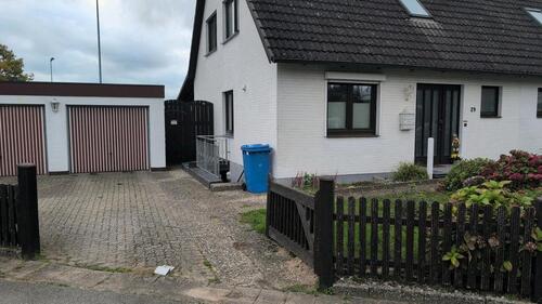 Foto - Doppelhaushälfte zur Miete - 1.500,00 EUR Kaltmiete,