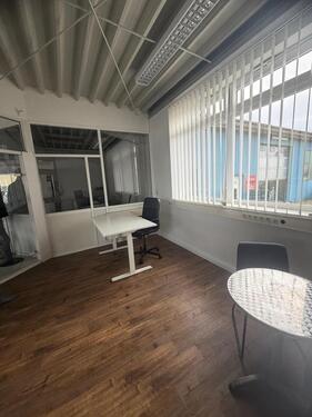 Foto - Büro mit Parkplatz zu vermieten