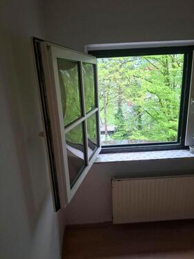 Foto - Schöne DG Wohnung mit Potenzial in guter Lage!