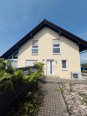 Foto - Freistehendes Einfamilienhaus mit 138m2