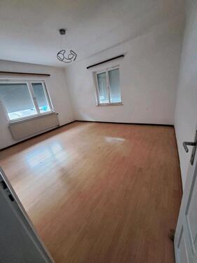 Foto - Helle 4-Zimmer-Erdgeschosswohnung in Unterkochen mit EBK