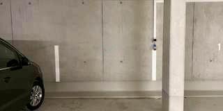 Foto - Tiefgaragenstellplatz zu vermieten