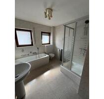 3 Zimmer Wohnung mit Balkon, Bad und Küche 100qm zu vermieten - Kraichtal