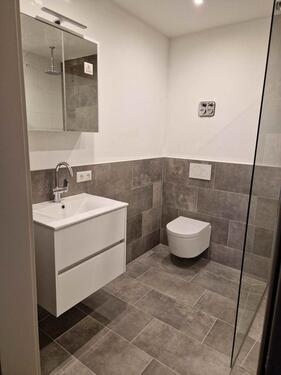 Foto - Moderne 2-Zimmer-Wohnung, zentral gelegen, neuwertig