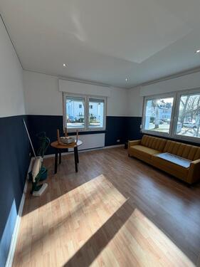 Foto - 2-Zimmer-Wohnung mit Badewanne & Rollläden