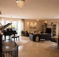 PROVISIONSFREI-Exklusives Zweifamilienhaus mit ca. 340 m² Wohnfl. - Diepholz