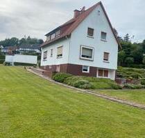 ZweiFamilienHaus zu verkaufen mit 1700qm grundst - Hessisch Oldendorf