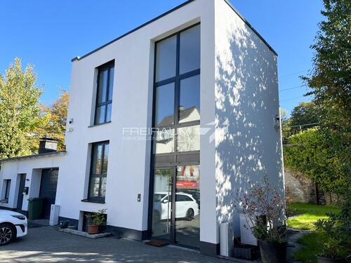 Foto - Neubau-Büroetage in Siegen – Modern, hell und bezugsbereit !