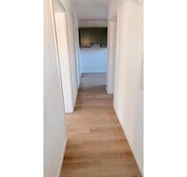Moderne zwei Zimmer Wohnung - 1.000,00&nbsp;EUR Kaltmiete, ca.&nbsp; 60,00&nbsp;m&sup2; in Tuttlingen (PLZ: 78532)