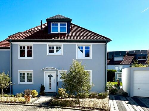 Foto - Selten groß: DHH mit 207qm reiner Wfl. in Bad Vilbel-Dortelweil