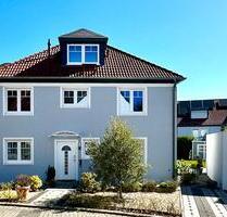 Selten groß: DHH mit 207qm reiner Wfl. in Bad Vilbel-Dortelweil