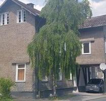 Haus zu verkaufen - 130.000,00 EUR Kaufpreis, in Bestwig (PLZ: 59909)