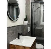 Exklusive 2-Raum Wohnung mit Balkon - Nienburg (Saale)