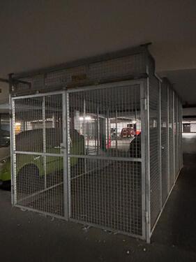 Foto - Parkplatz in Neckarpromenade, Mannheim