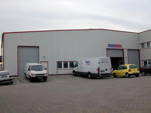 Foto - Halle, LKW befahrbar, beheizt, ca