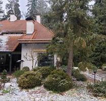 Großzügige Doppelhaushälfte mit sehr großem Garten und Garage - Vaterstetten Baldham