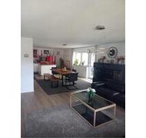 Moderne 3,5-Zimmer-Wohnung mit Terrasse & Insel-Küche - Öpfingen