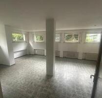 Vermietung nur als Gewerbe oder Nutzfläche - Essen Stadtbezirk IV