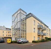 Schöne helle Wohnung mit 2 Zimmer und EBK in Bonn - Seniorenwohnung