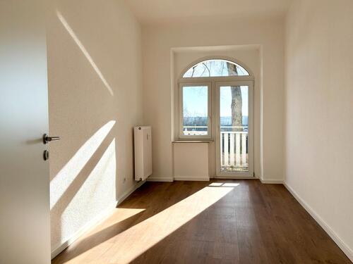 Foto - Sonnenberg * NEU renoviert * Sonnige 2 Zimmer * Balkon * frei
